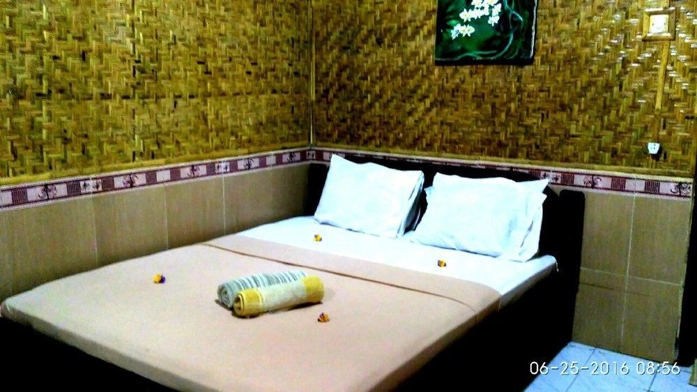 Dua Nina Homestay Gili Trawangan Exterior foto