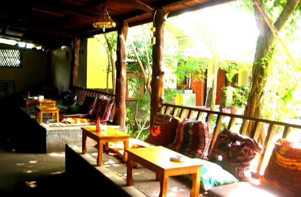 Dua Nina Homestay Gili Trawangan Exterior foto