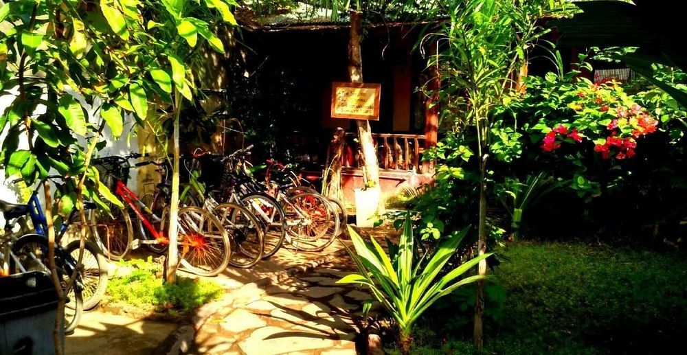 Dua Nina Homestay Gili Trawangan Exterior foto