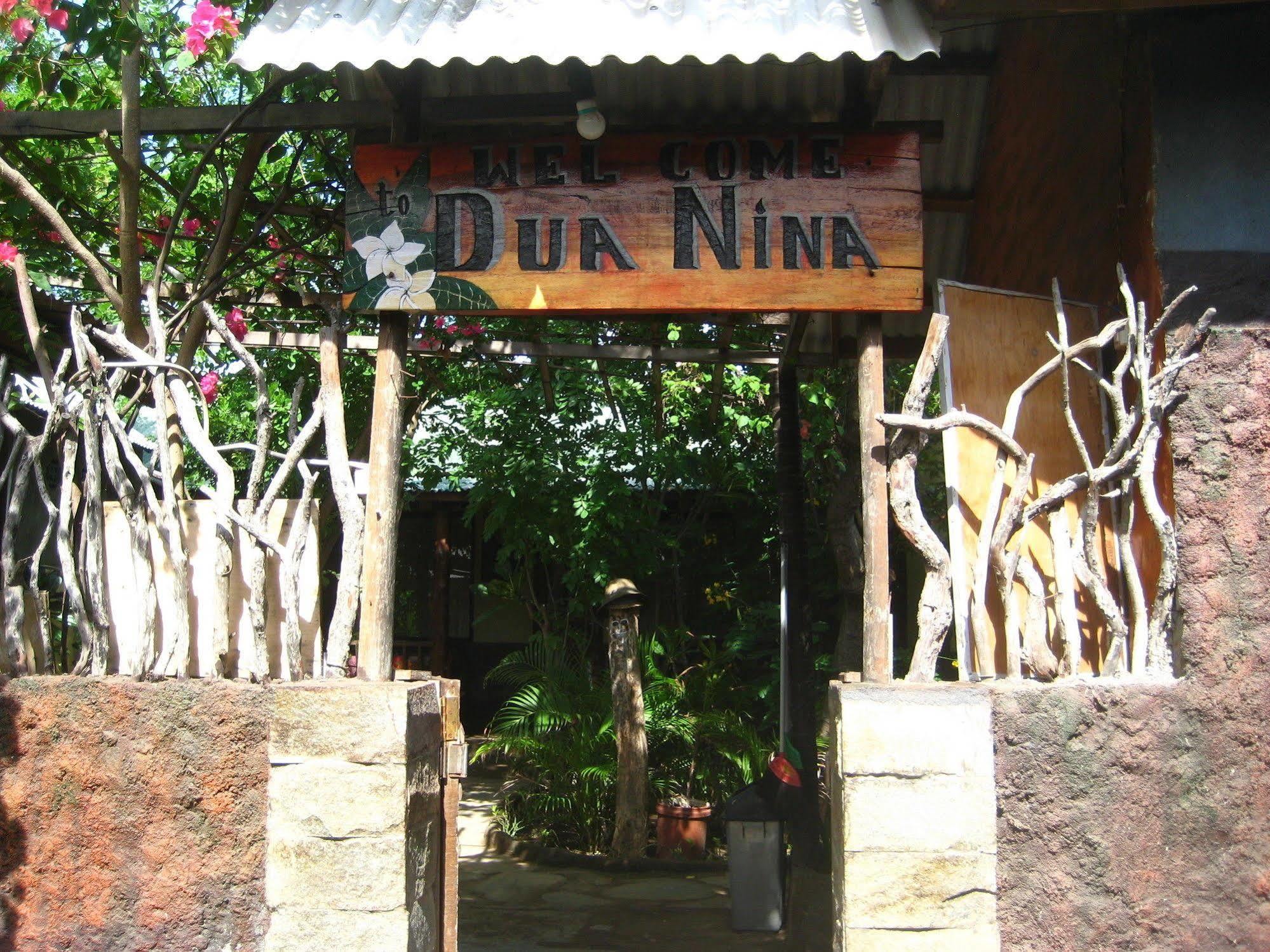 Dua Nina Homestay Gili Trawangan Exterior foto